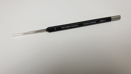 Kolinsky Sabre Triangular Brush: Size 0